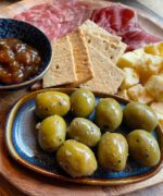 Small sharing platter for eating in or collection (1-2 people)