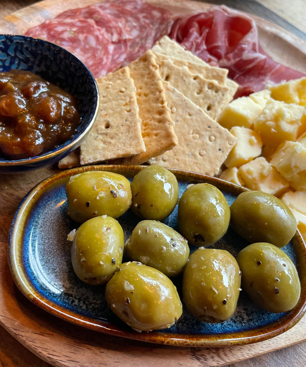 platter Small sharing platter for eating in or collection (1-2 people) - Image 1